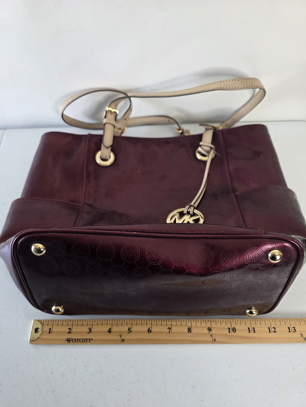 Michael Kors Jet Set East West Signature Bordeaux Patent Leather Tote Roomy - Picture 13 of 16